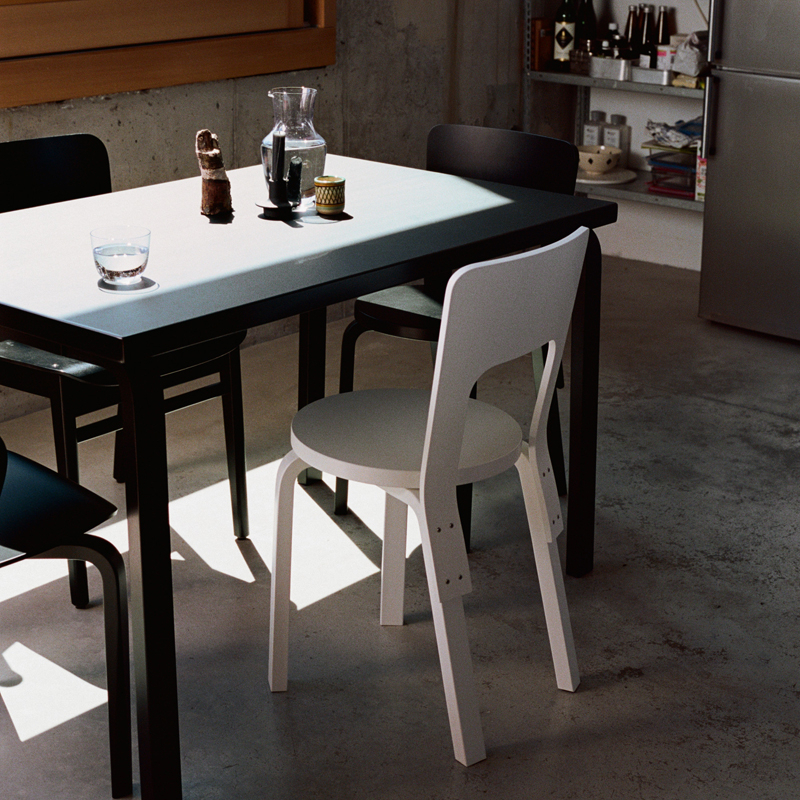 chair66-alvarAalto-artek-grao04